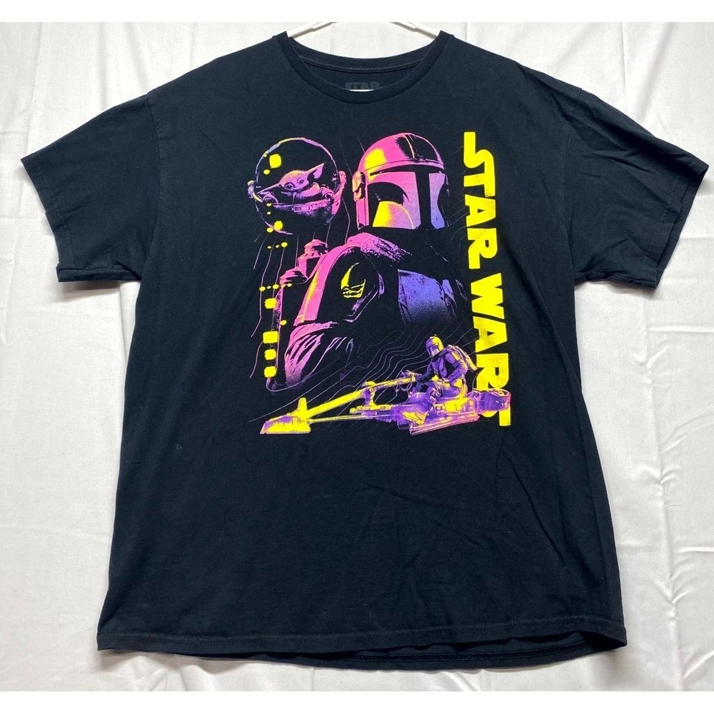 Star Wars The Mandalorian Grogu T-Shirt Mens XL Black Black Graphic Crew Neck
